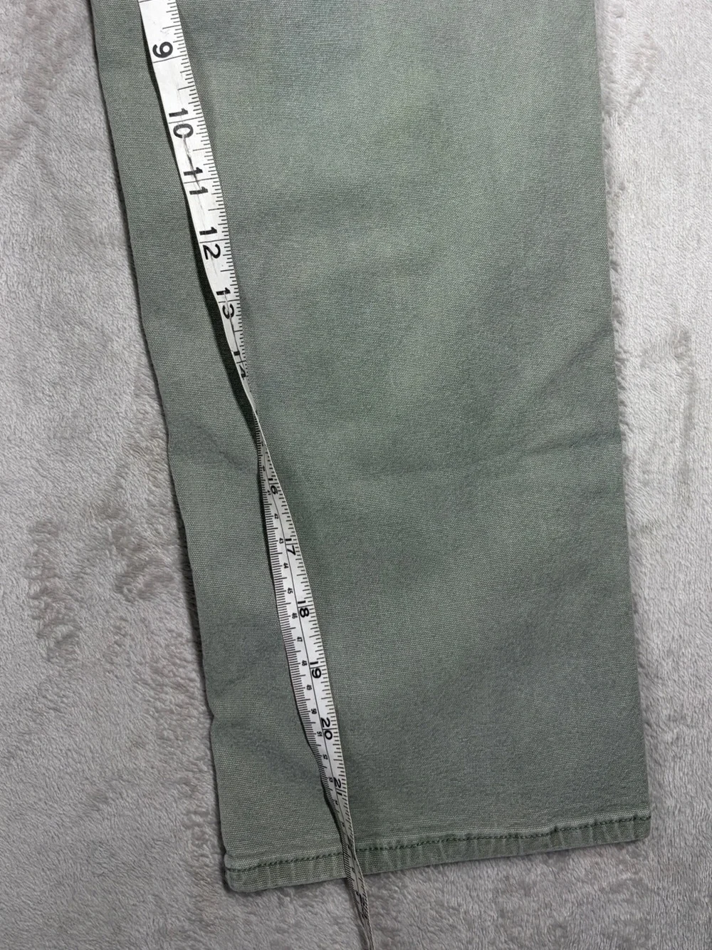 American Eagle Stretch Faded Green Straight Leg Cargo Pants Size 6 - Picture 13 of 17